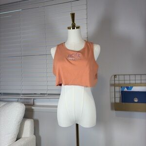 Meet your Posher, Elisa